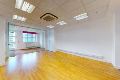 Sub800 - Chelsea Harbour