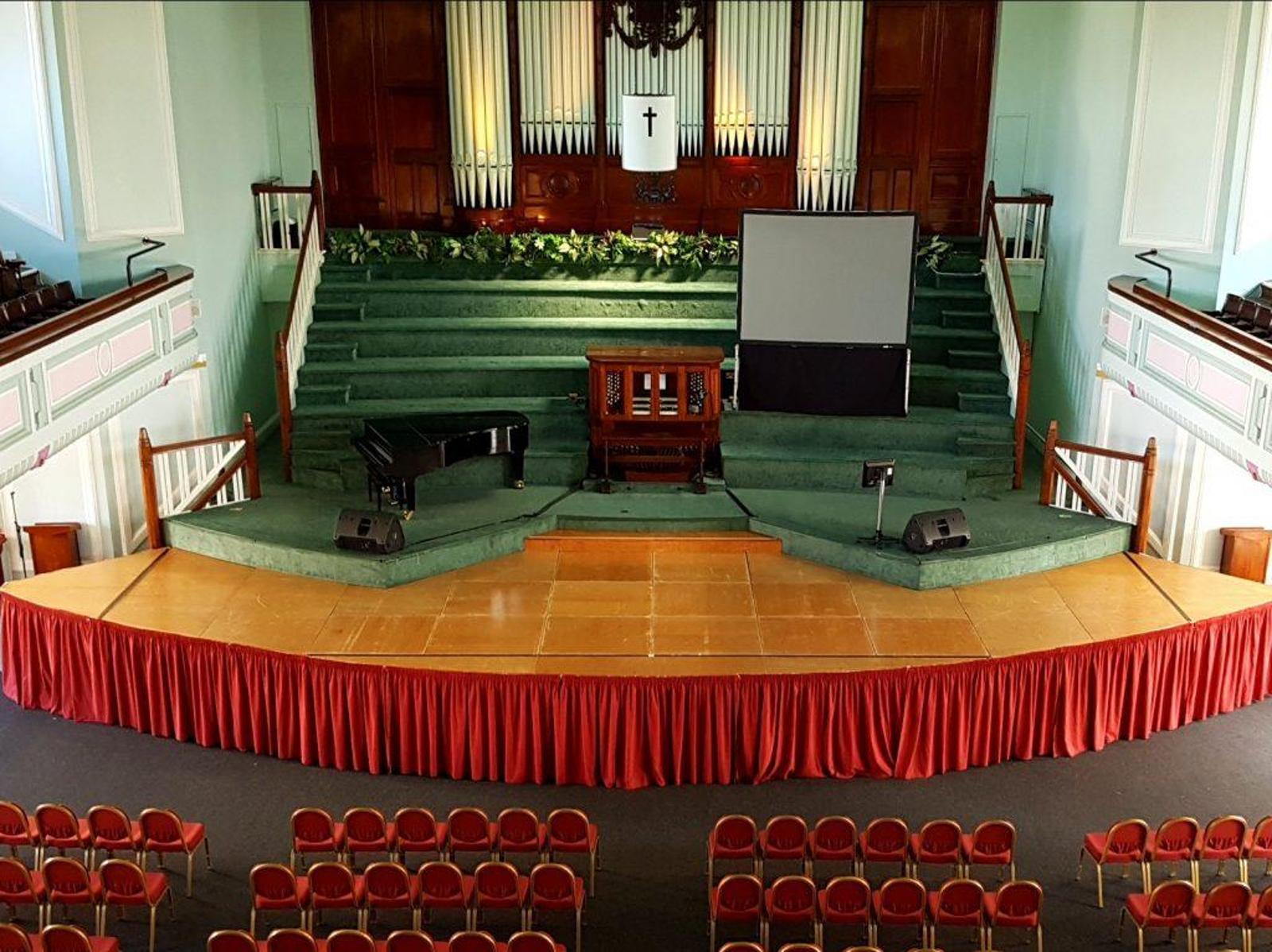The Main Hall + NO BALCONY