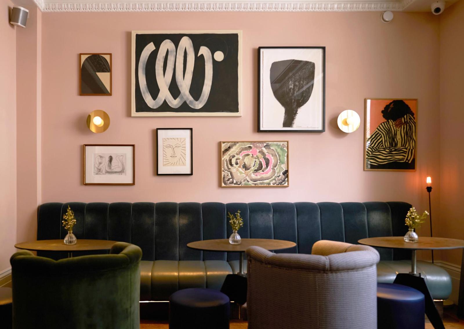 The Henderson Bar