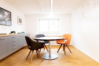 T1.4 Post-Flight creative room