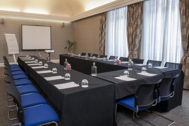 Oxford Suite