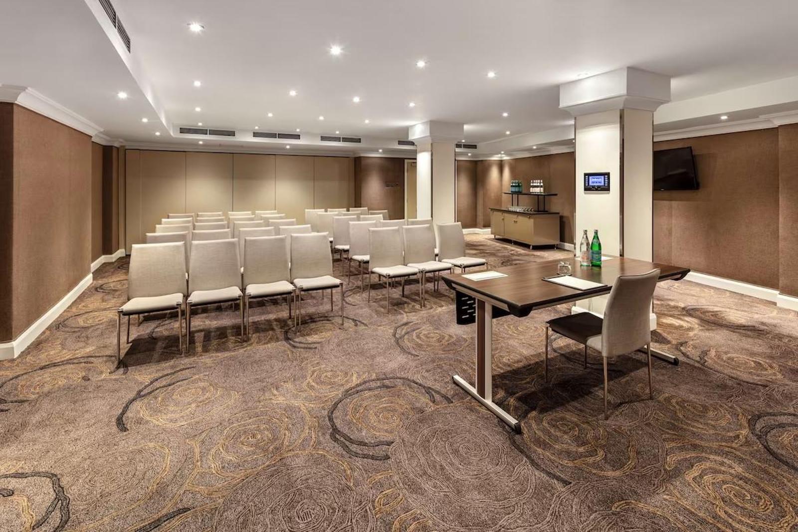 Private Room 12 (New..)