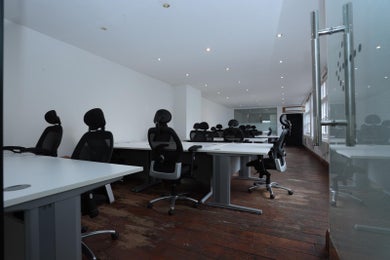 8a Great Newport Street