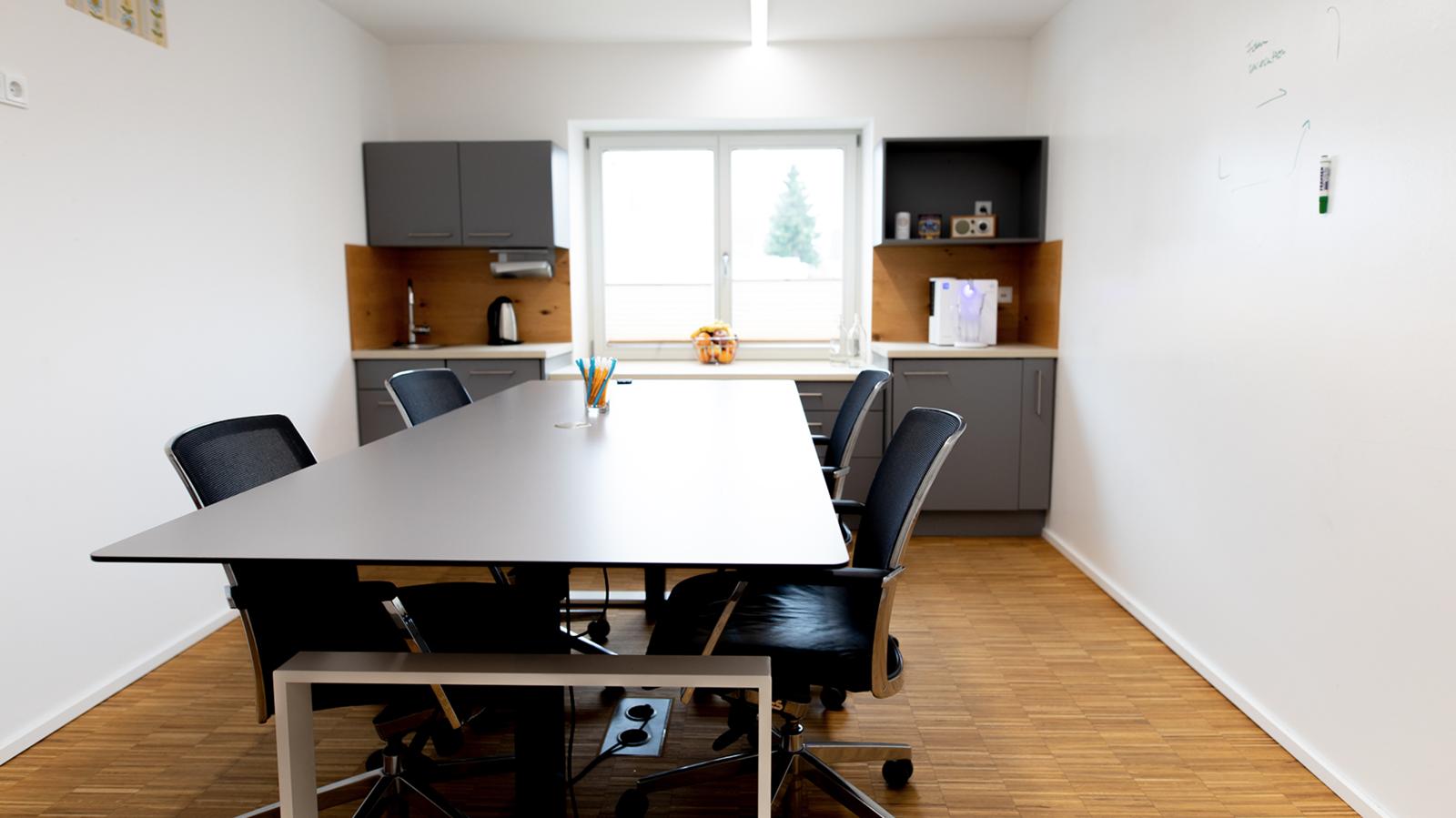 T2 – Gateway Kitchen project room