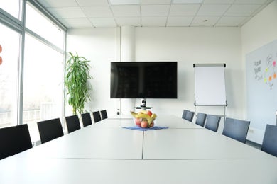 MANAGEMENT ROOM