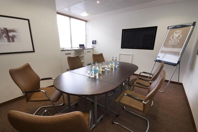 Sandringham Boardroom