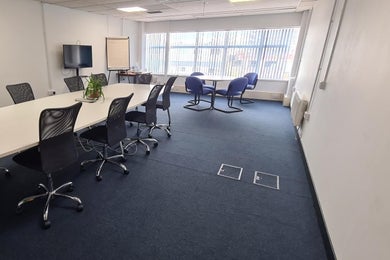 Freedom Works - Fairways House Southampton