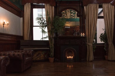 PRIVATE DINING ROOM