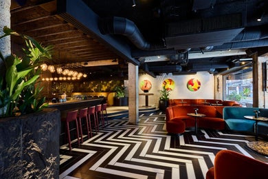 Bar & Lounge (New..)