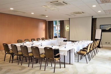 Warwick Suite (New..)
