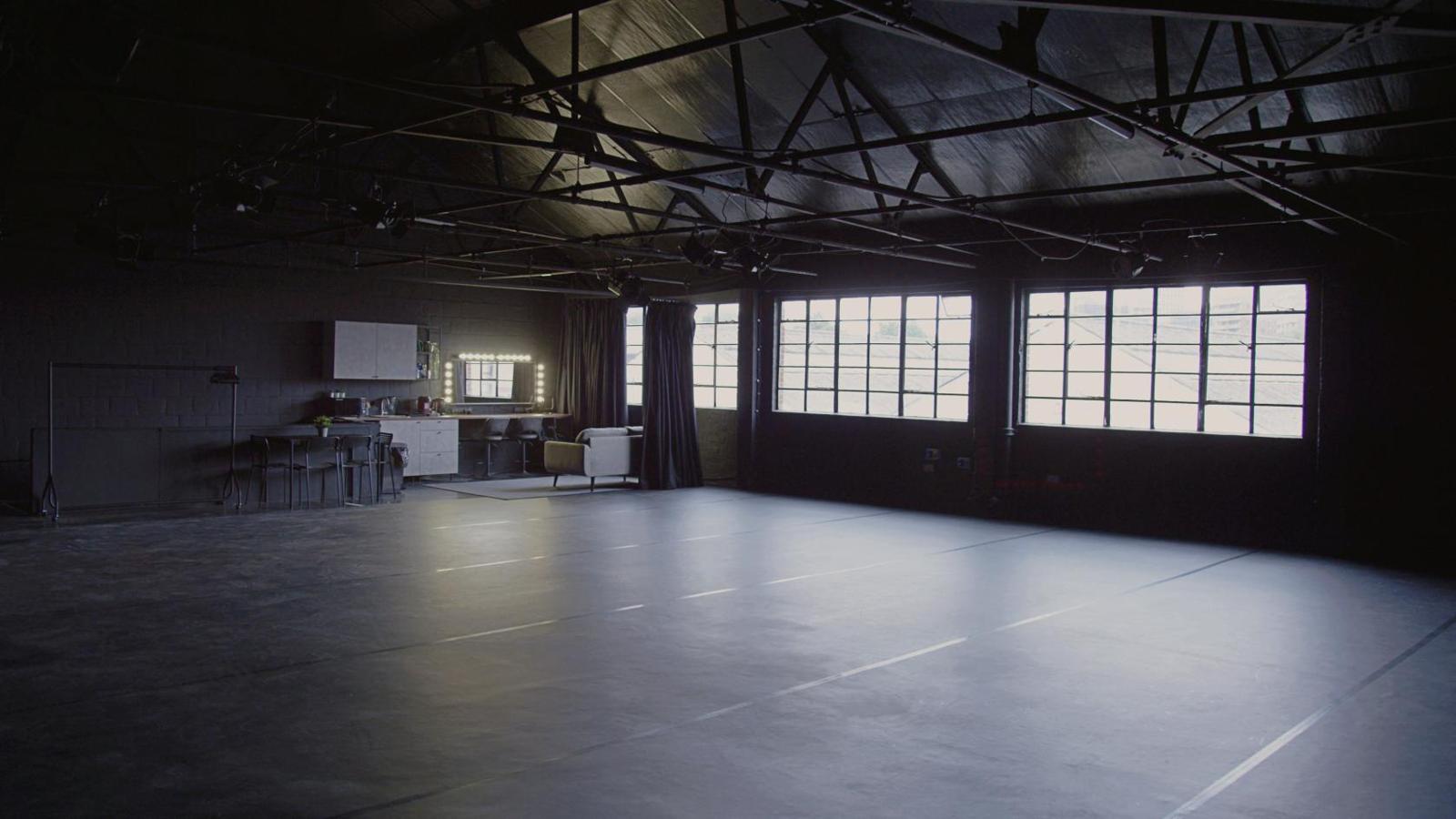 Entire Studio (NEW.)