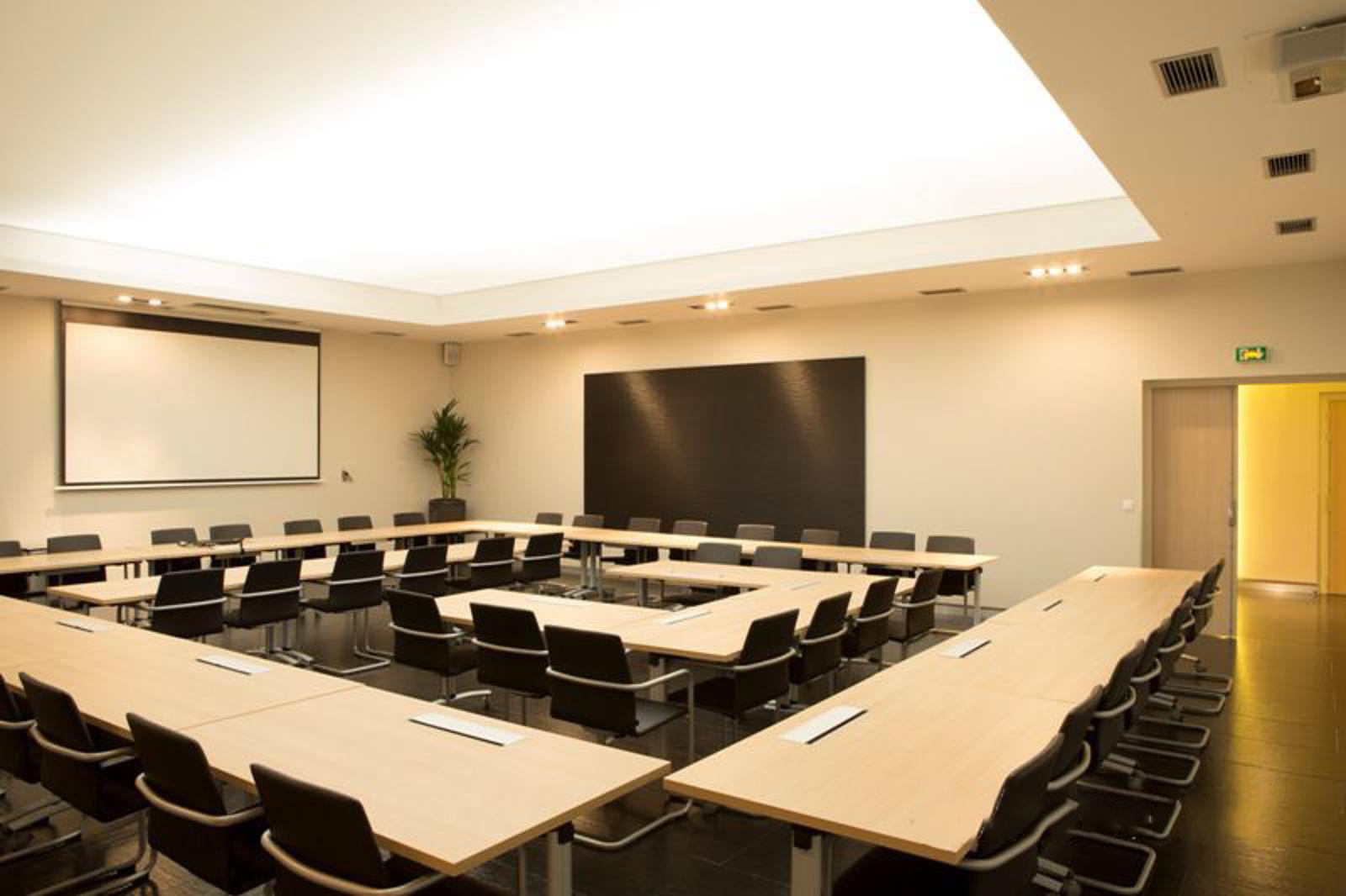 Salle de réunion 5