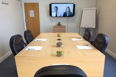 Hybrid Meeting Space
