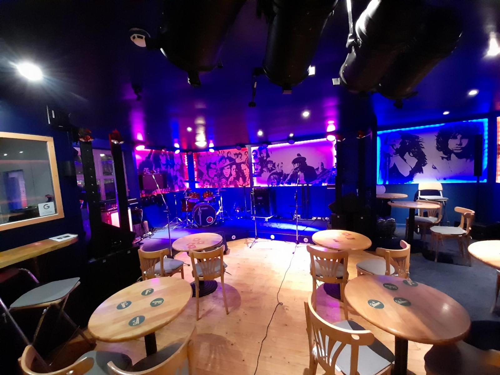Whole venue