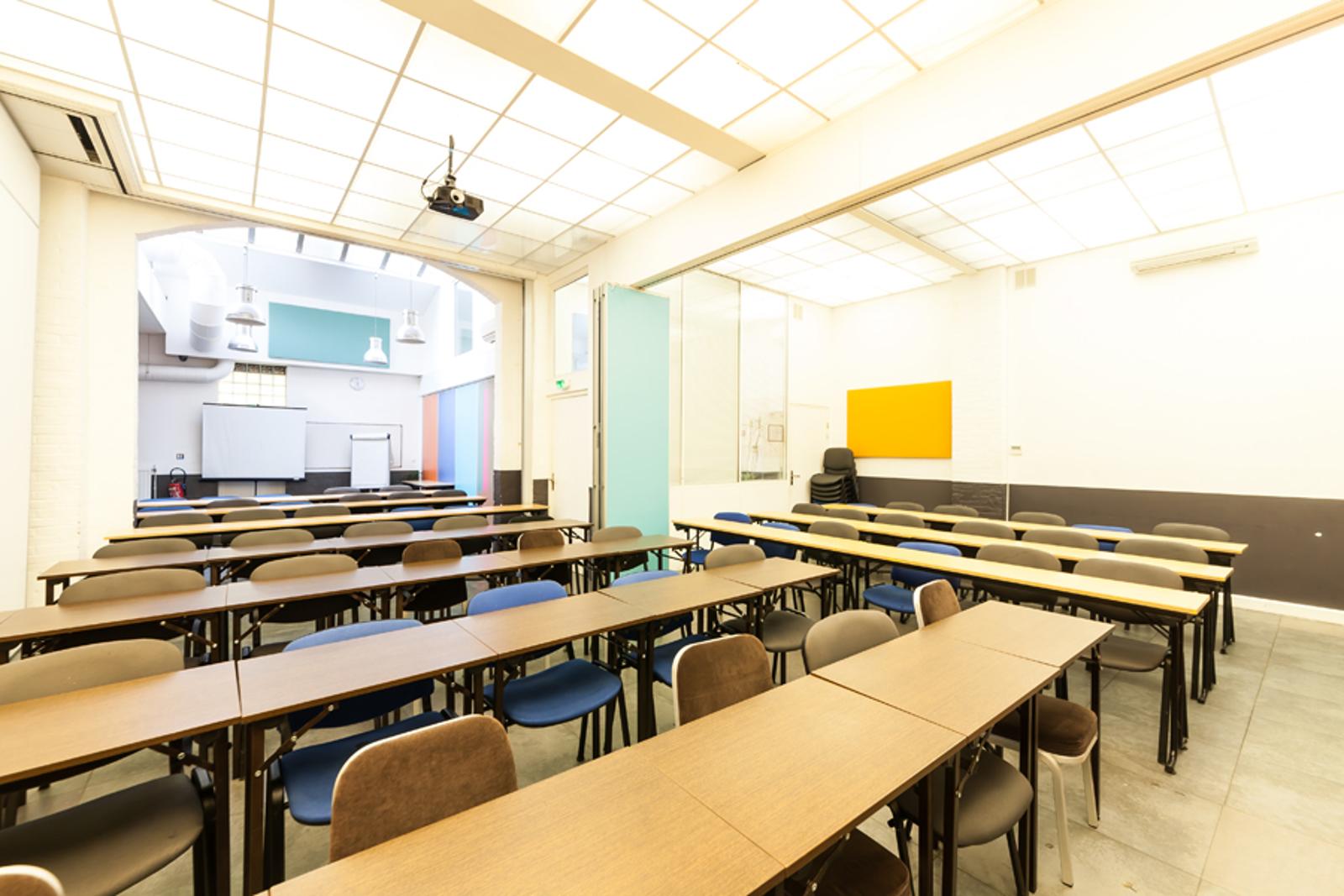 Salle 9+  _  RDC