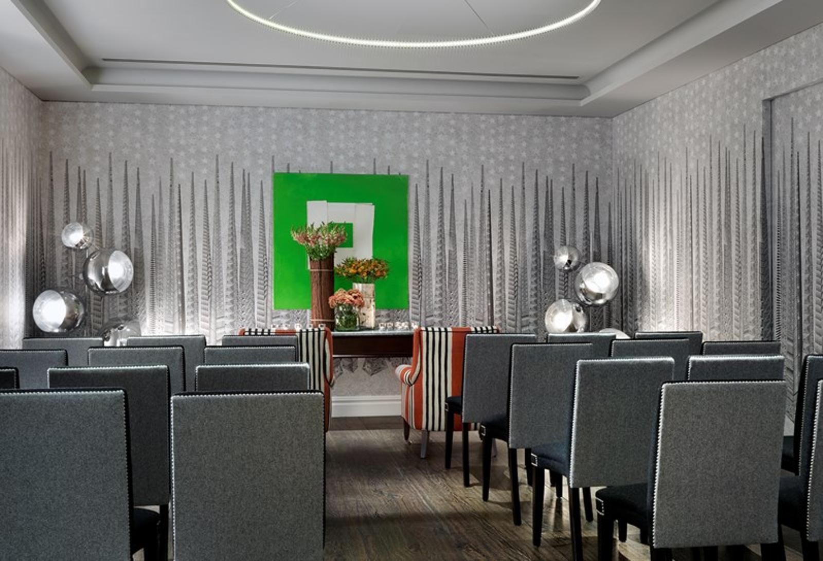 Sandra Blow Room