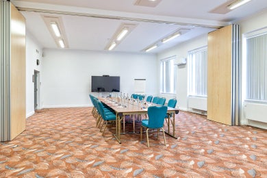 Beckett & Ascot Suite