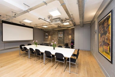 The Screening Room - Z3