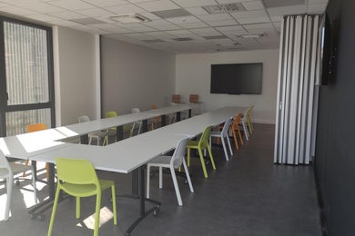 Grande salle de réunion