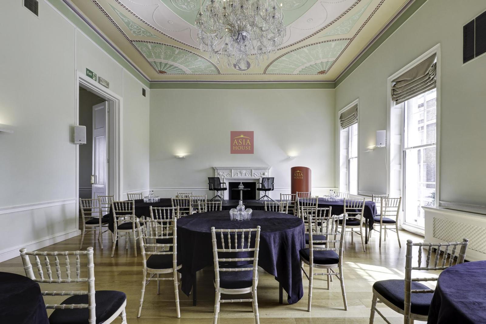 Fine Room 1