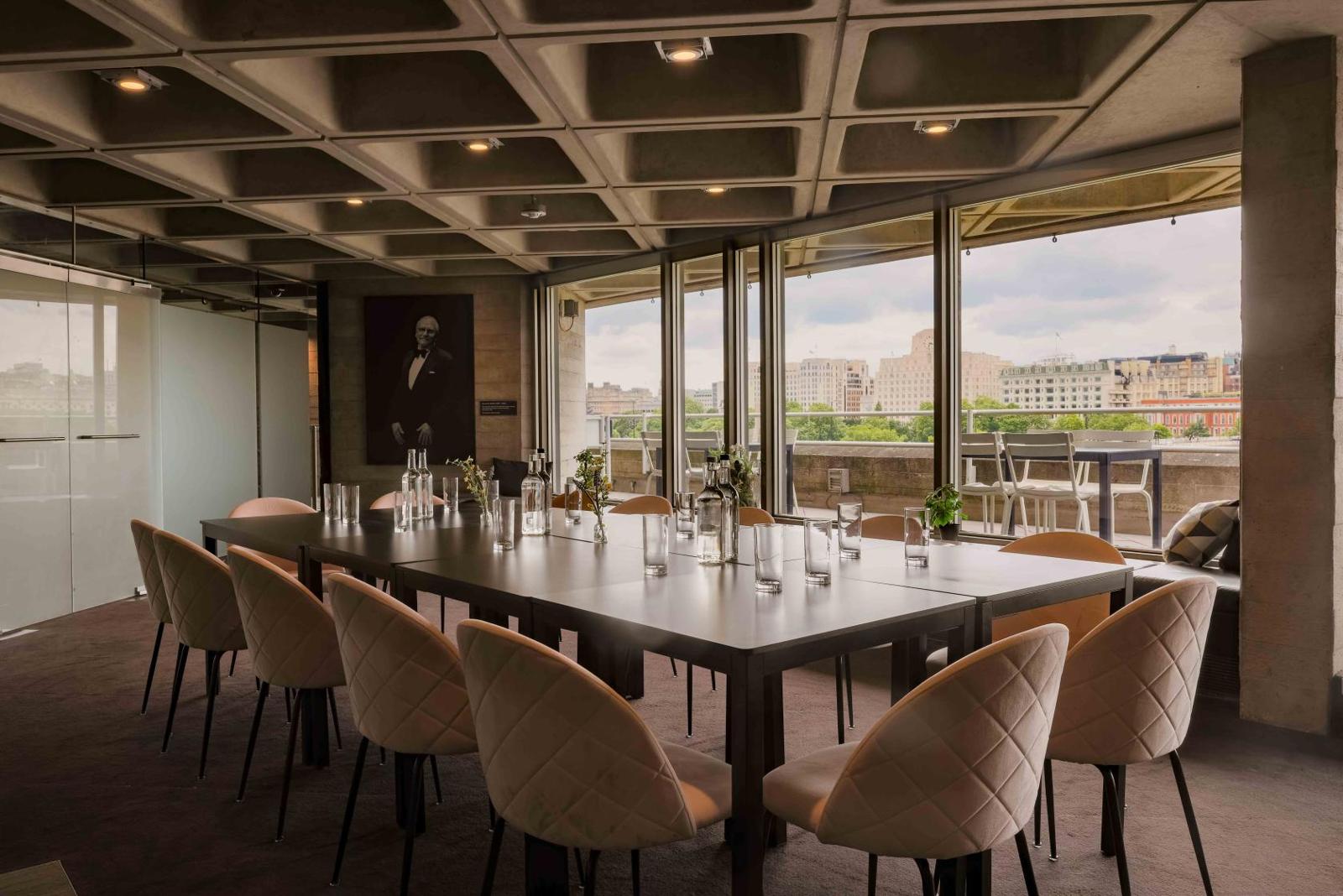 The Foyle Room (New..)
