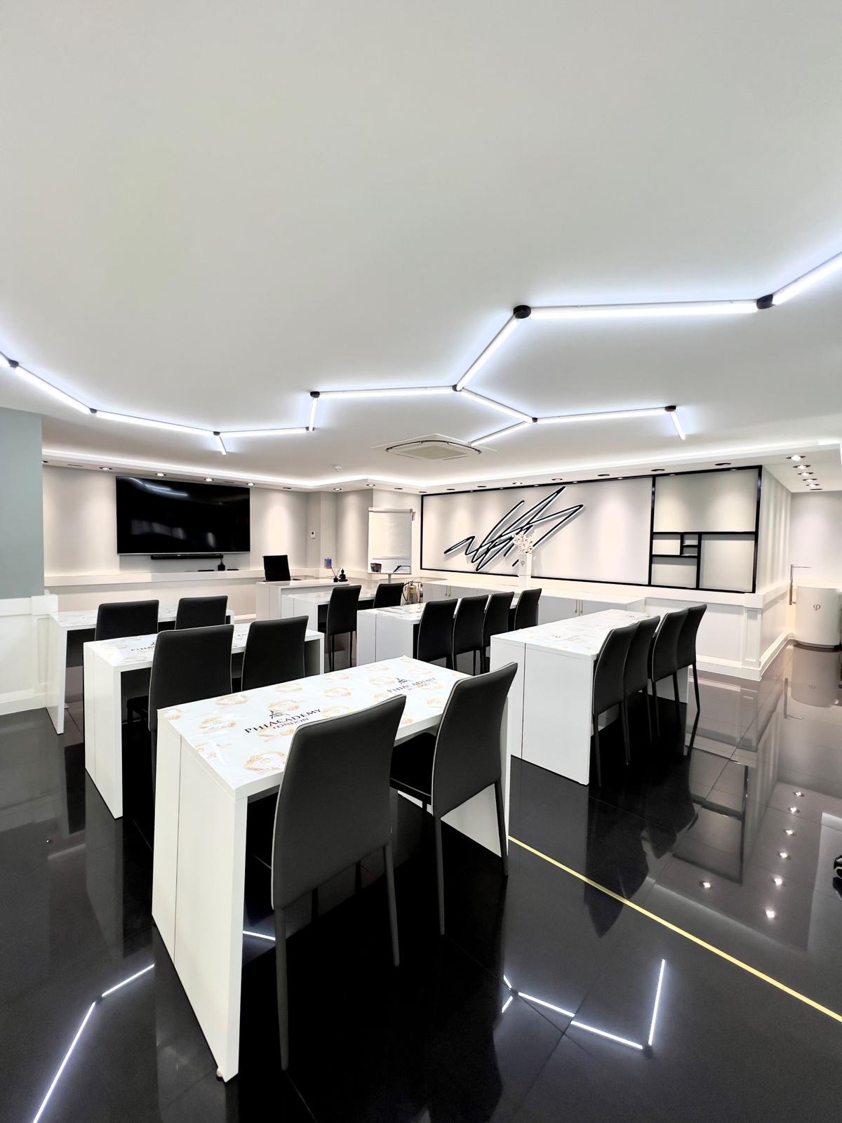 PMU Academy for trainings, conferences and meetings