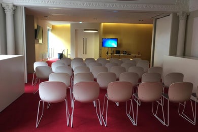 Gibson-Hemmings Suite