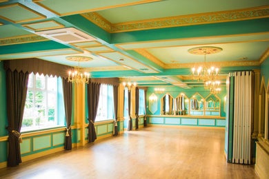 Cathedral Room (NEW.)