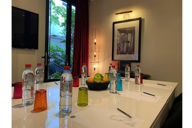 Salle de réunion et de jeux