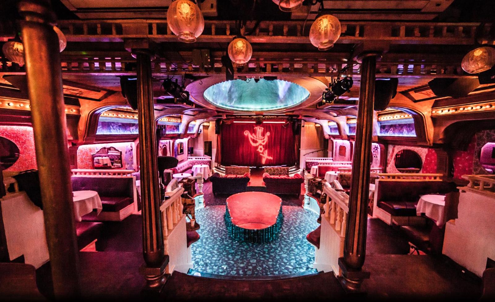 Whole Venue (New..)