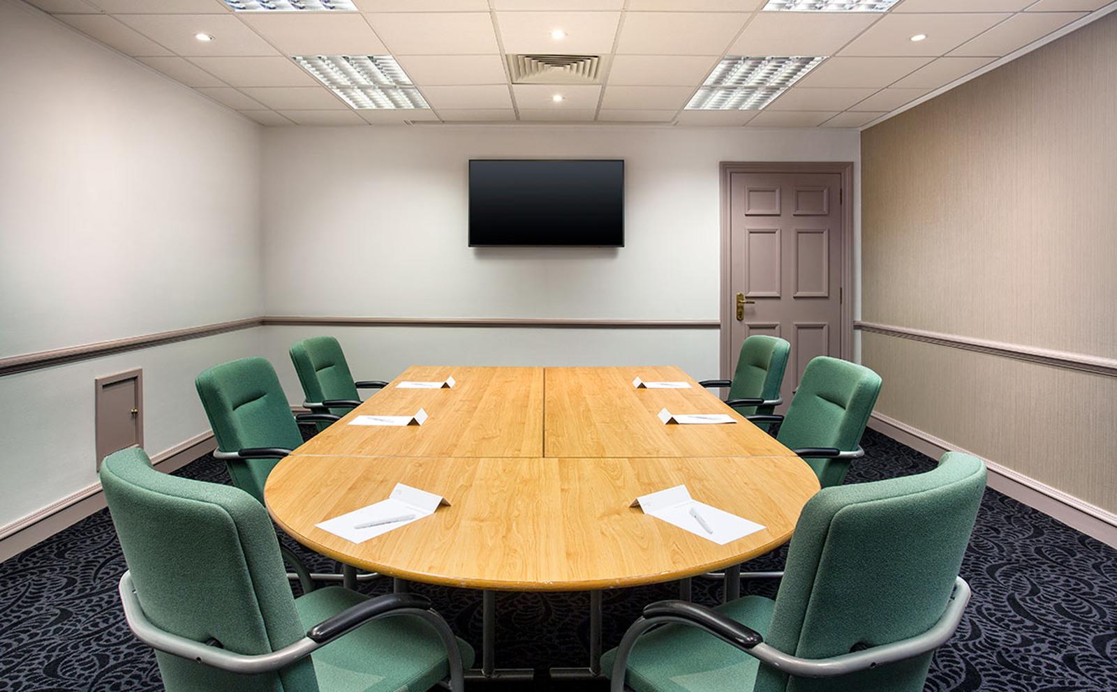 Syndicate Room
