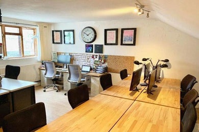 Iguana Studios - Affordable Office Space