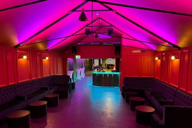 Exclusive Hire (NEW.)