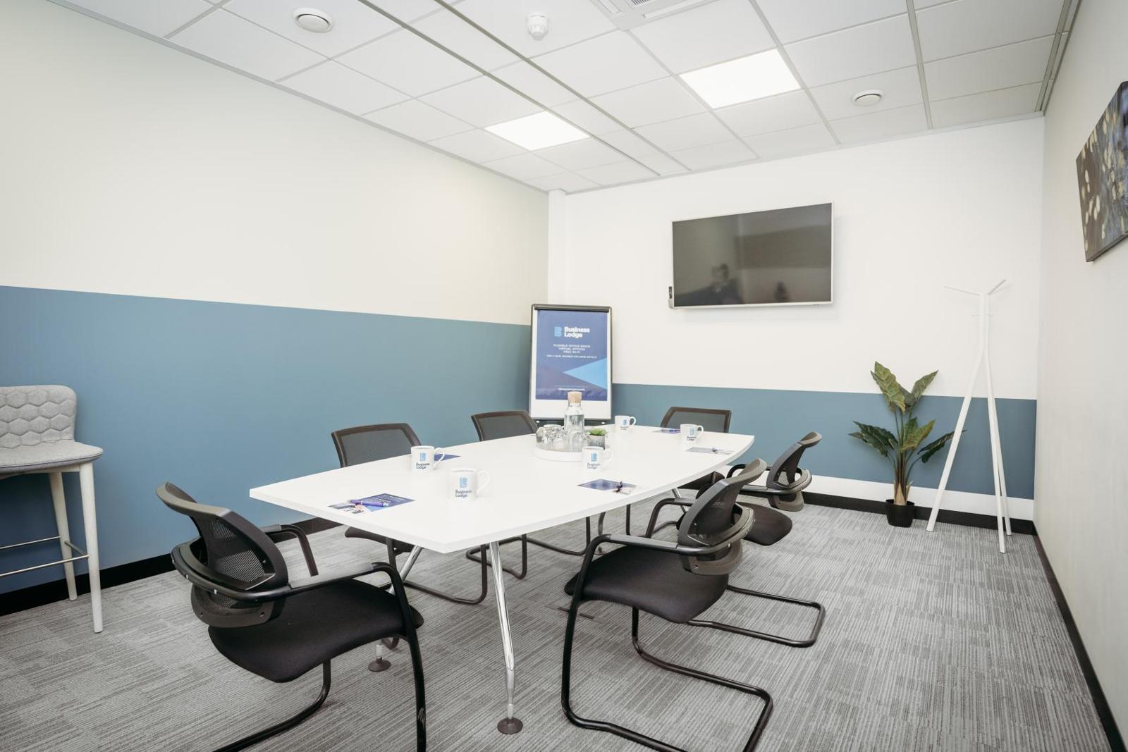Medium Meeting Room