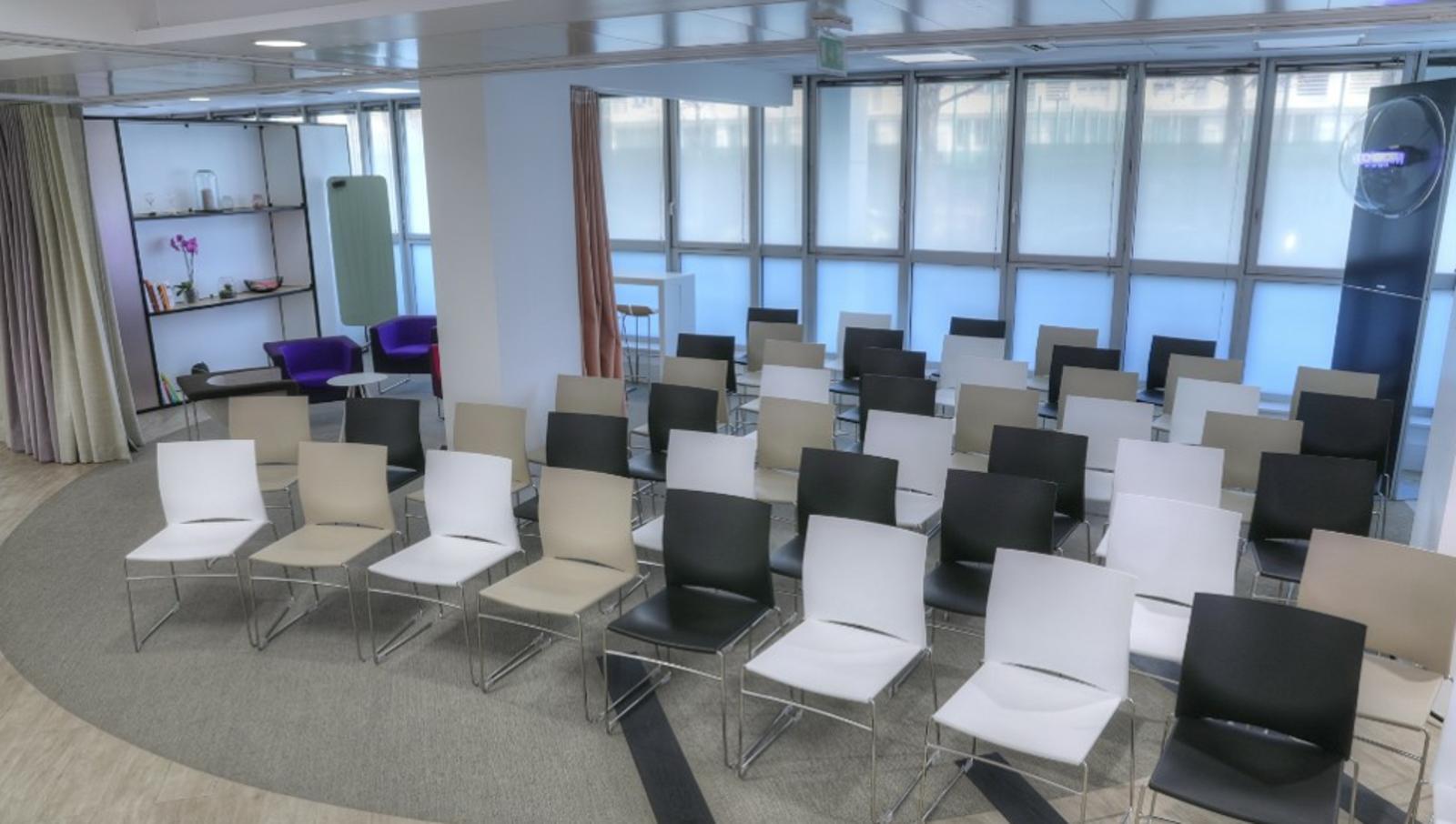 salle d'événement d'entreprise