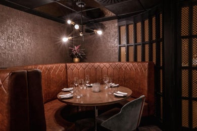 Millionaire Semi-Priv. Booths