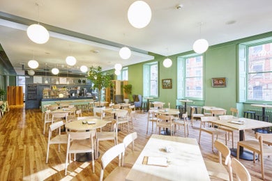 Gallery café