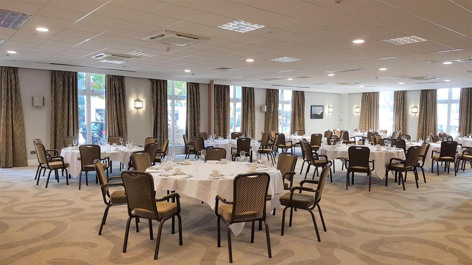 Kenilworth-Warwick Suite (New..)