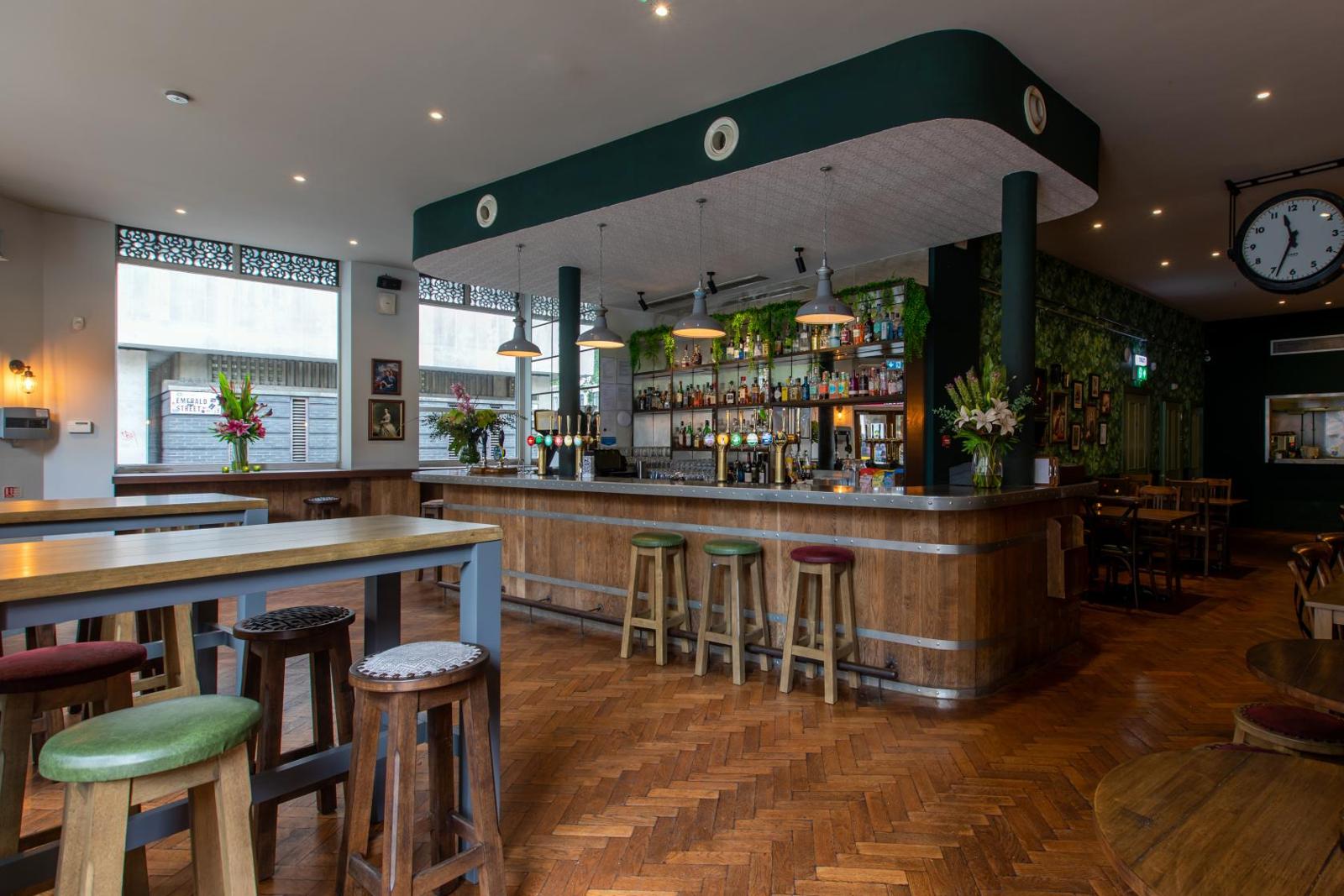 Main Bar