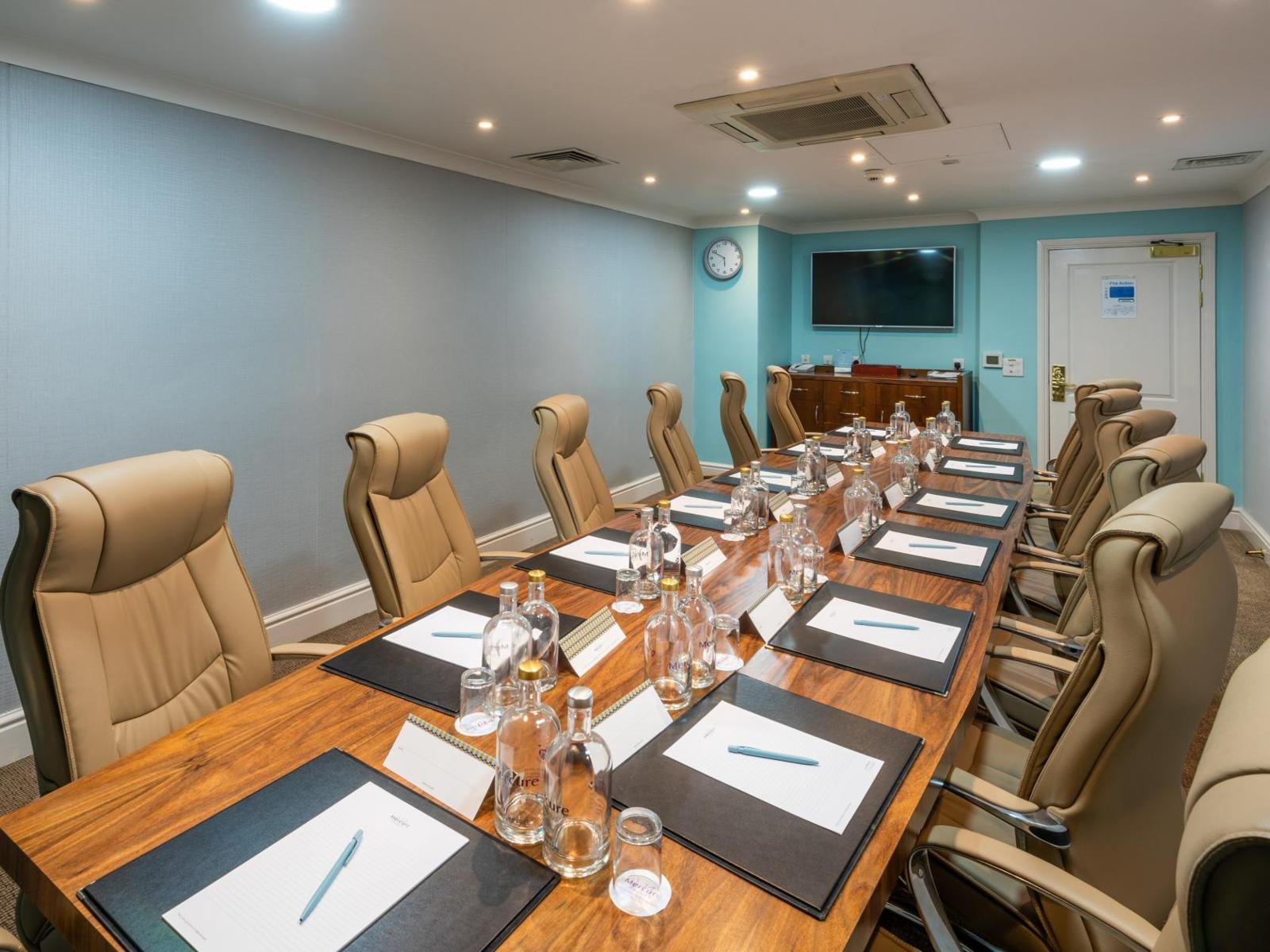 Boardroom (New..)