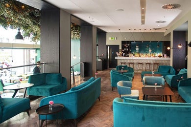 The Lampery Bar (New..)