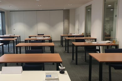 Zentraler und heller Seminarraum zwischen Hamburg HBF und Alster