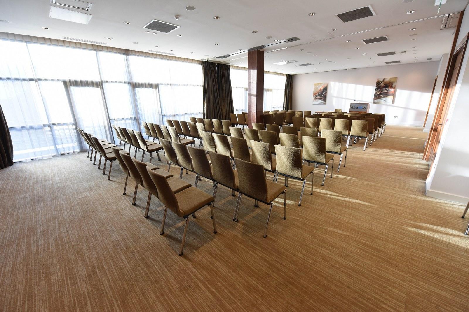 Abbey Suite 2
