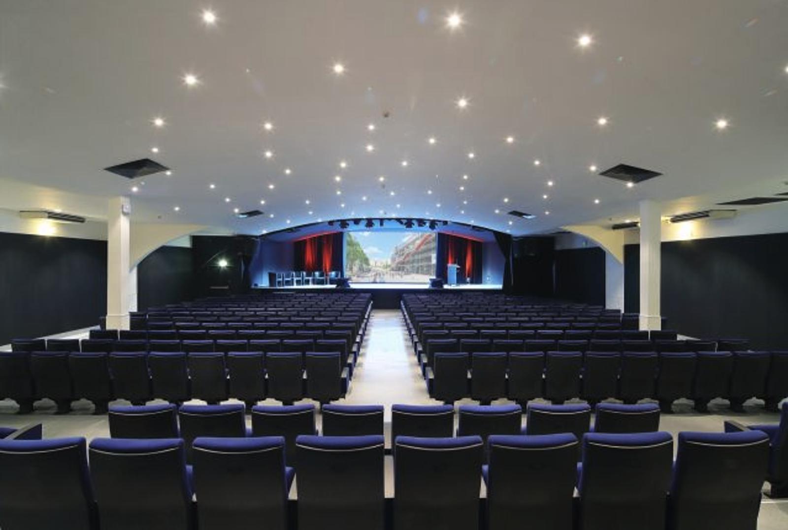 AUDITORIUM