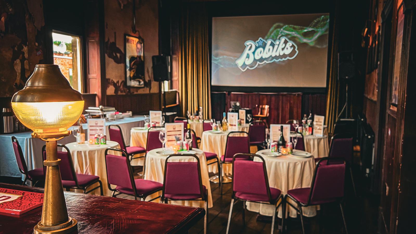 Bobiks / The Punchbowl Hotel