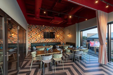 Sapphire Meeting Room