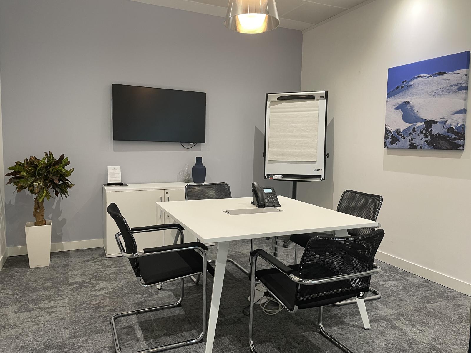 Meeting Room 02