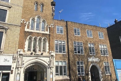 Nammu - Fulham House