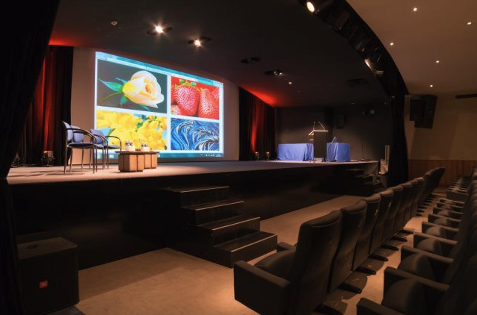 AUDITORIUM + ZODIAC
