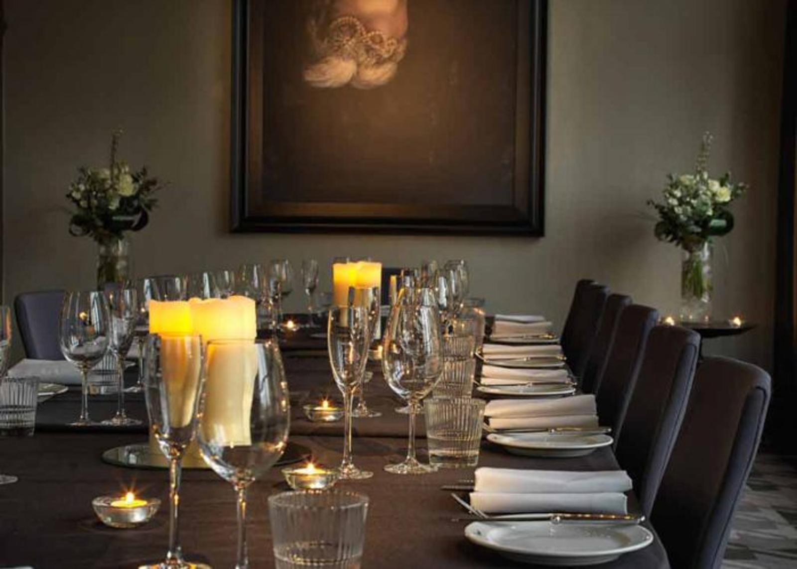 PRIVATE DINING ROOM
